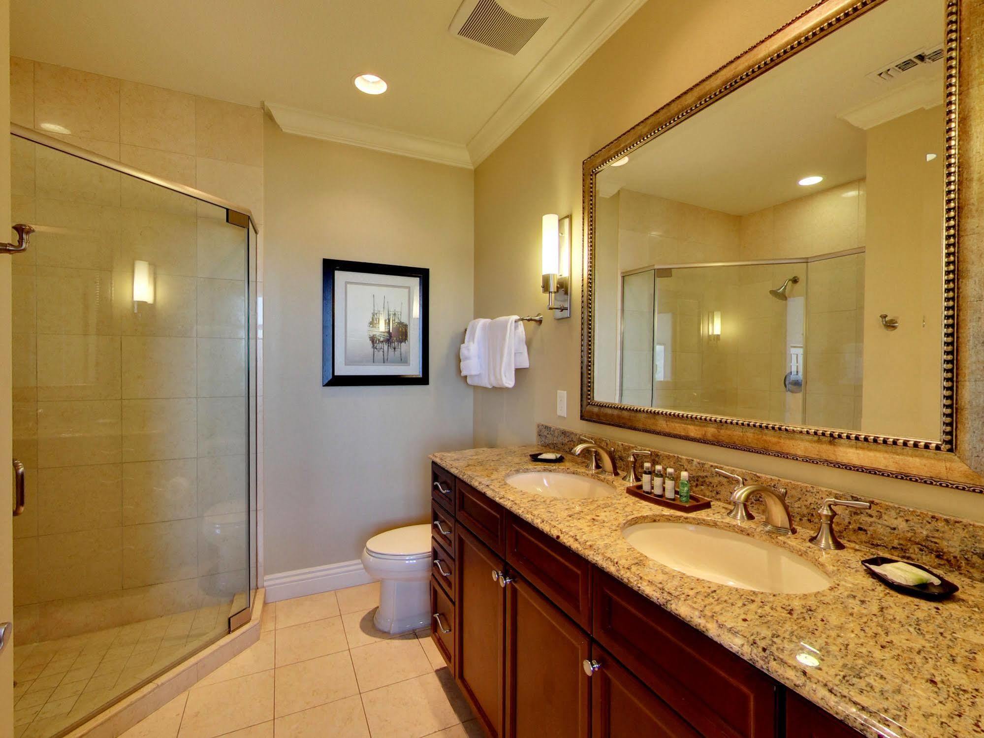 Emerald Grande Condominiums At Harborwalk Village Destin Buitenkant foto