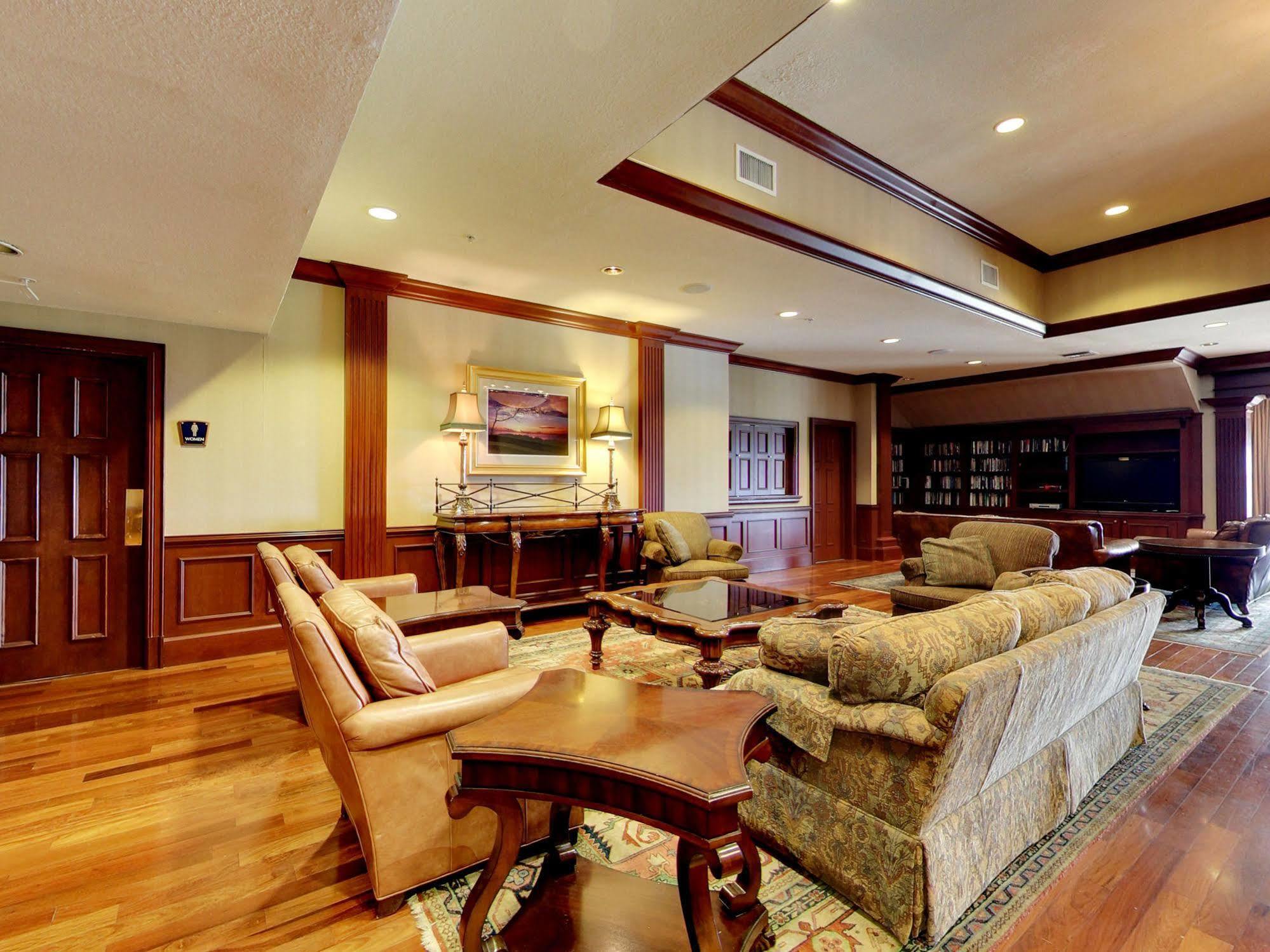 Emerald Grande Condominiums At Harborwalk Village Destin Buitenkant foto