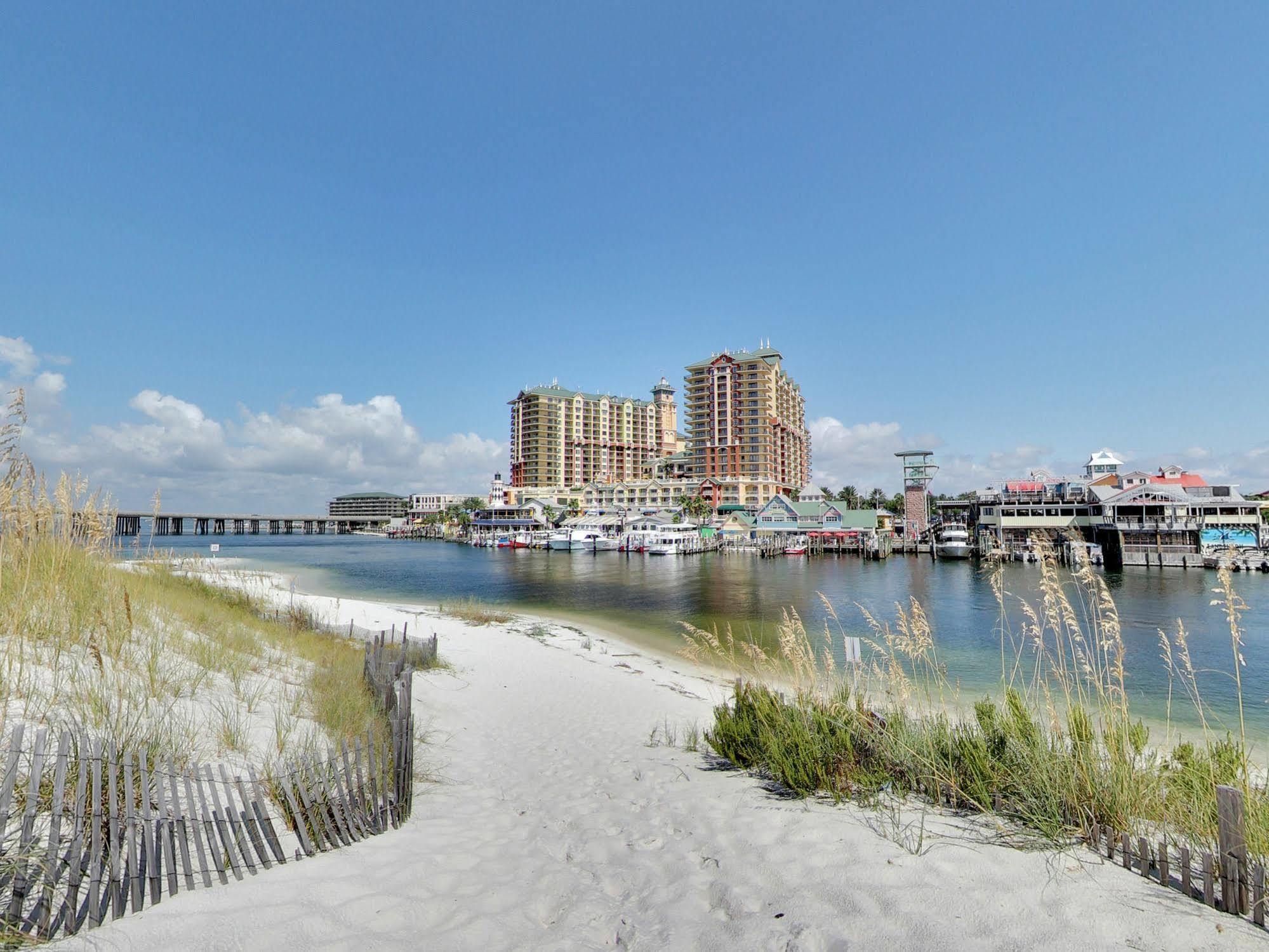 Emerald Grande Condominiums At Harborwalk Village Destin Buitenkant foto