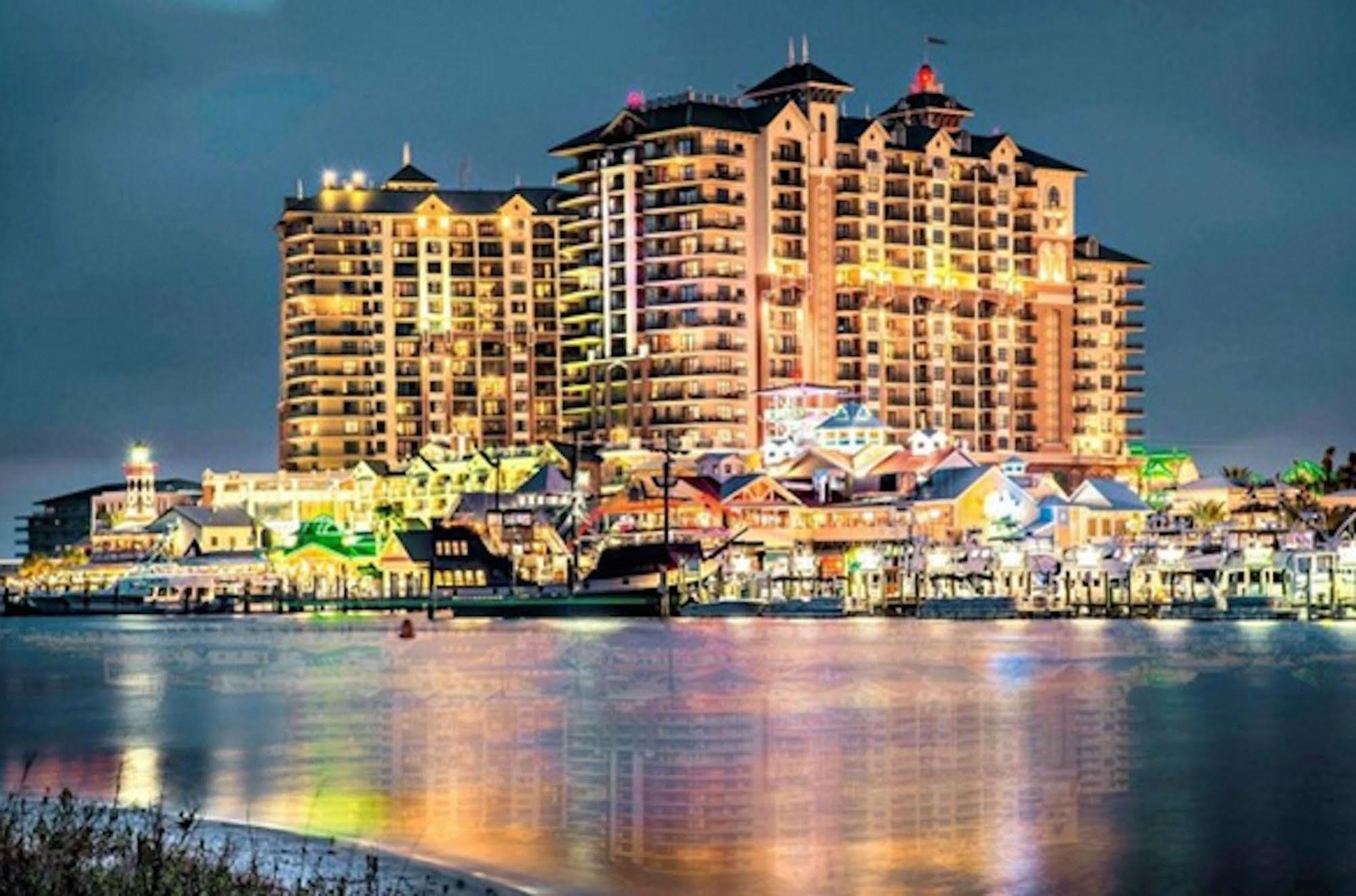 Emerald Grande Condominiums At Harborwalk Village Destin Buitenkant foto